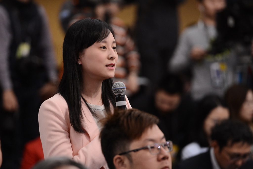 何立峰出席第六届中国国际消费品博览会暨2026“购在中国”国际消费季启动仪式并致辞