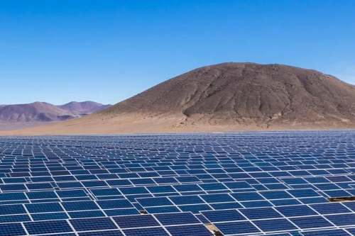 世界海拔最高光伏发电站并网发电