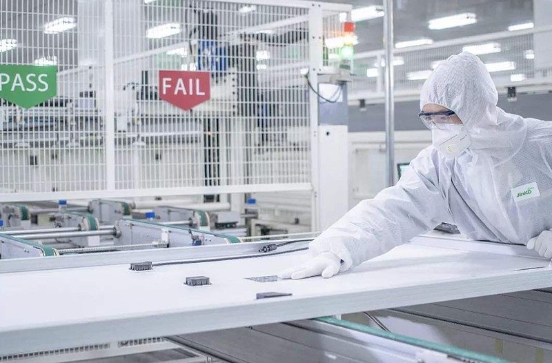 阳光能源A吃A 光伏巨头并购不断