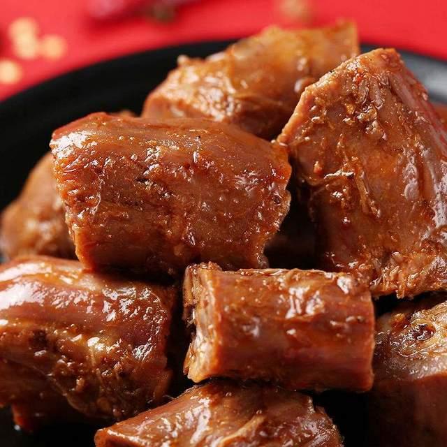 龙大美食2024年净利润2162万：董秘张瑞薪酬22万降薪11万