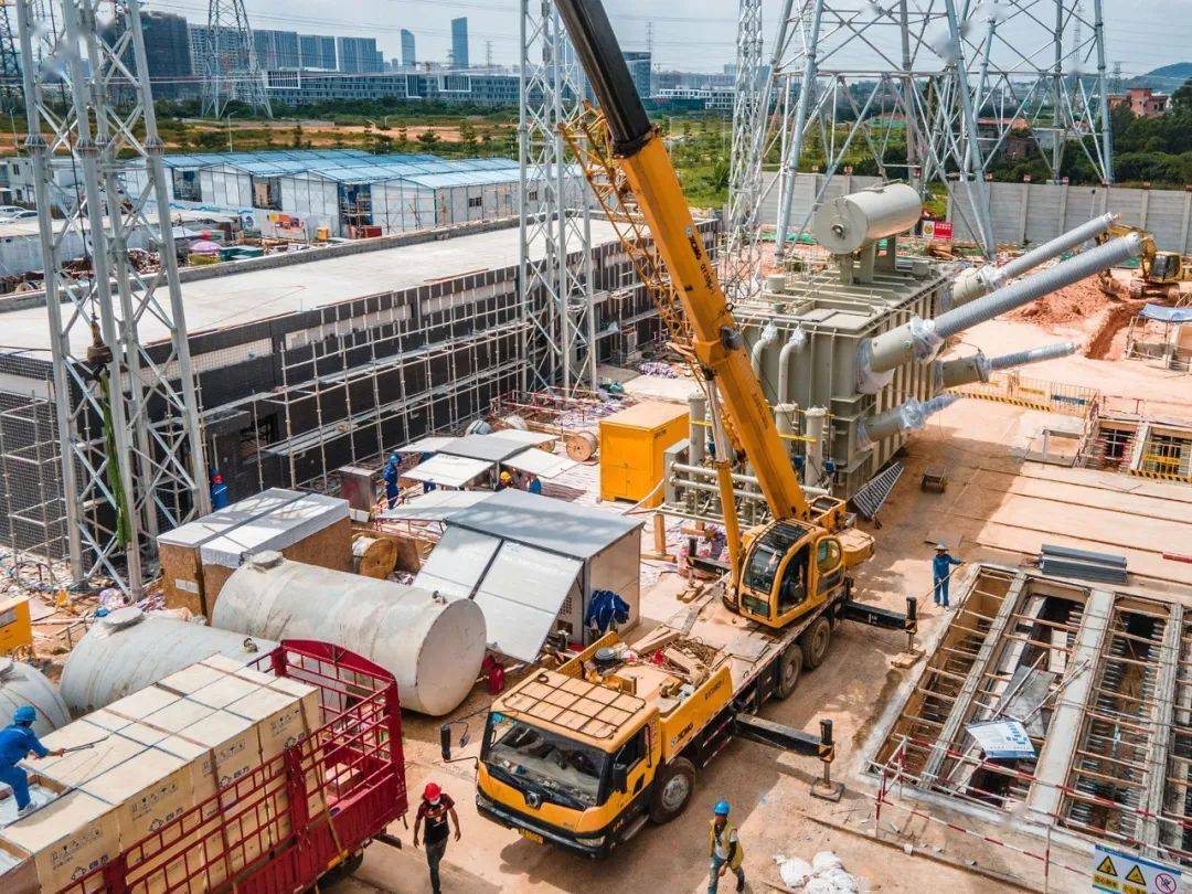 金融监管总局局长李云泽：大型金融机构基本盘稳固 “压舱石”作用明显