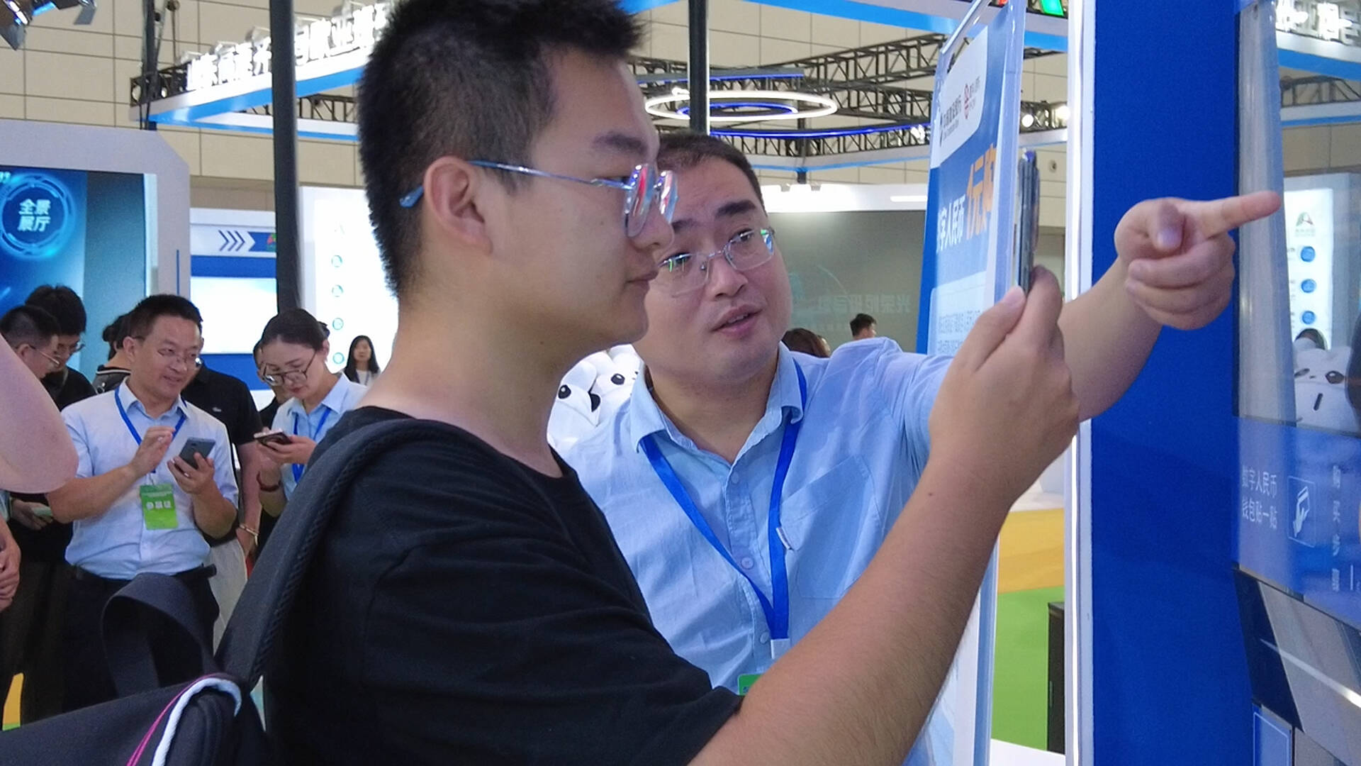 浙江拟开展“数字人民币+首发首店”场景试点；建设银行股价再创新高丨金融早参