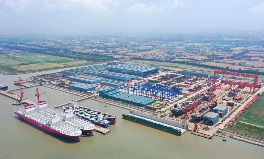 凤凰航运：截止7月10日股东总户数94，756户