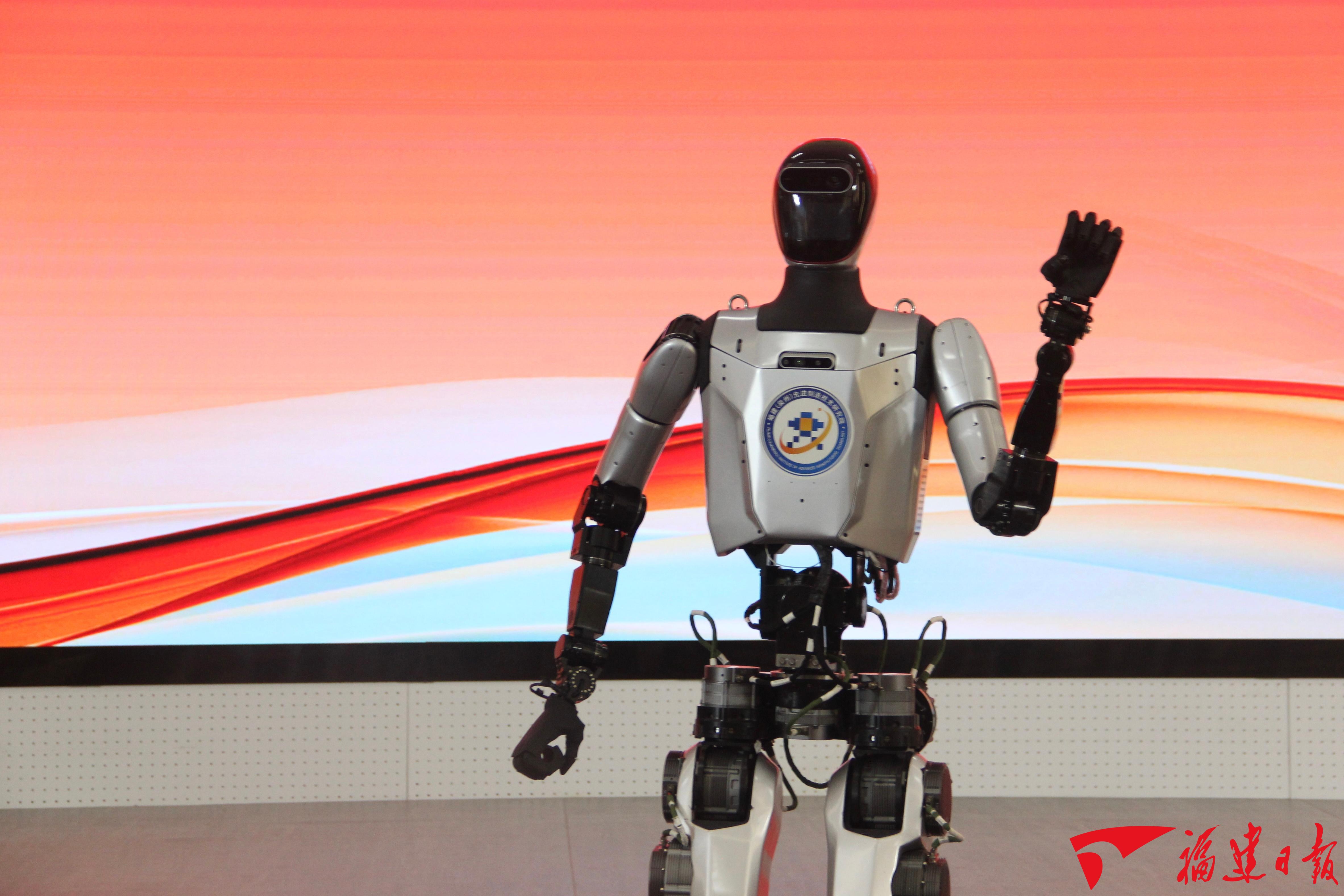 机器人如何越来越“像人”——在2025沈阳机器人大会观察具身智能前景