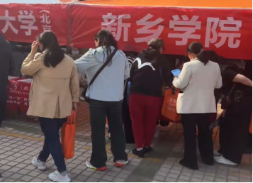 新宙邦：拥有一支专业、高效的国际化精干团队
