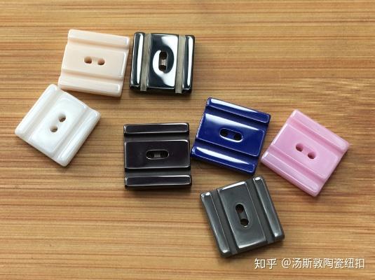 亨通光电获得发明专利授权：“一种高韧性抗弯AOC连接器及制备方法”