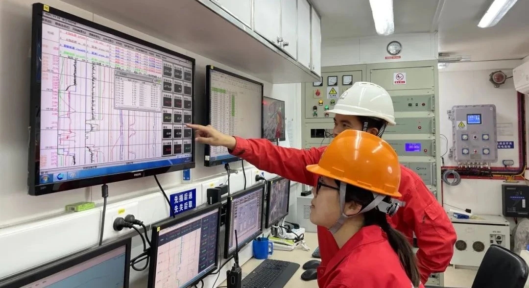 中国石油获得发明专利授权：“一种用于大段弯曲变形破裂套管修复的磨铣工具及方法”